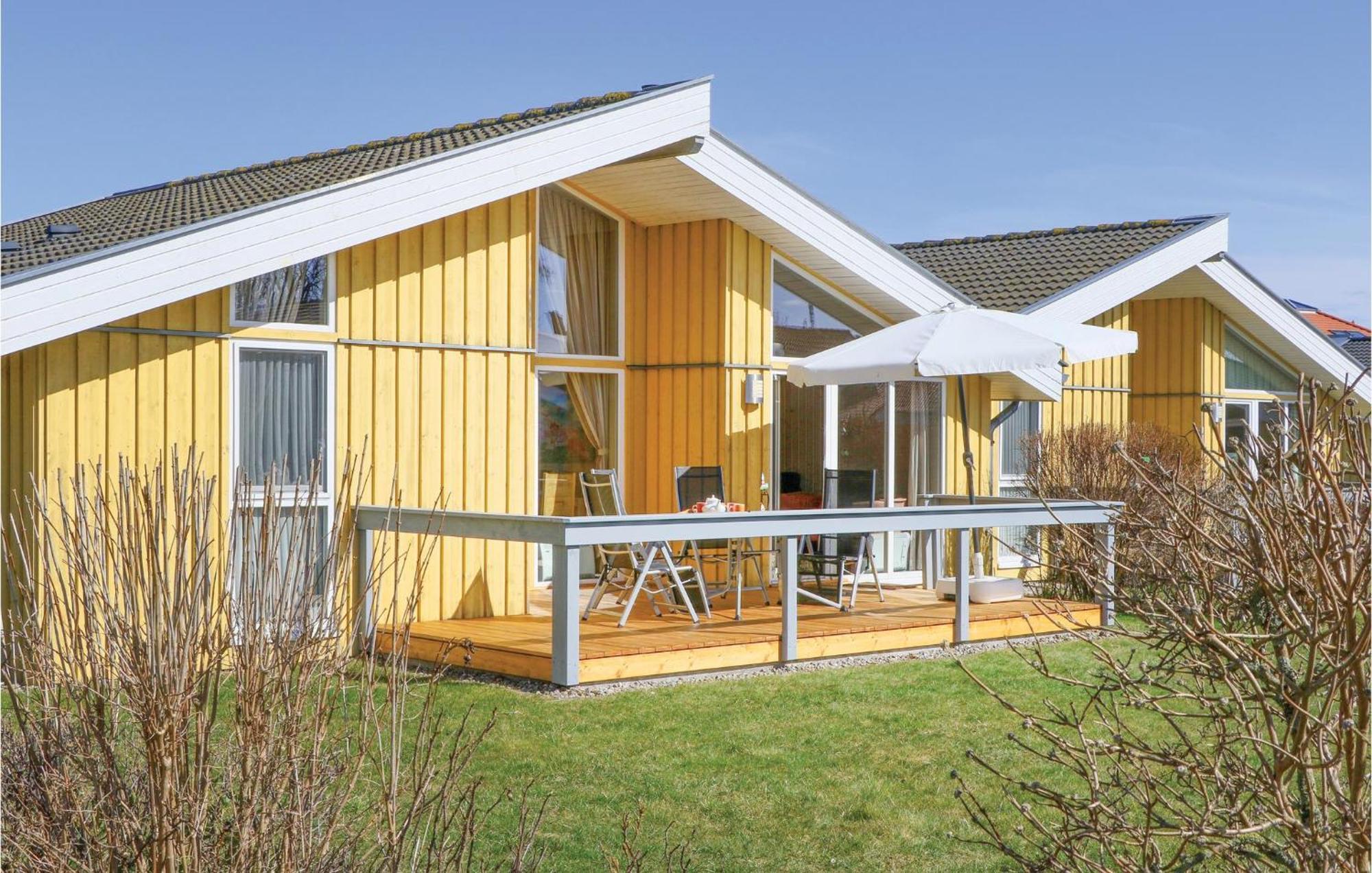 2 Bedroom Nice Home In Rechlin Eksteriør billede